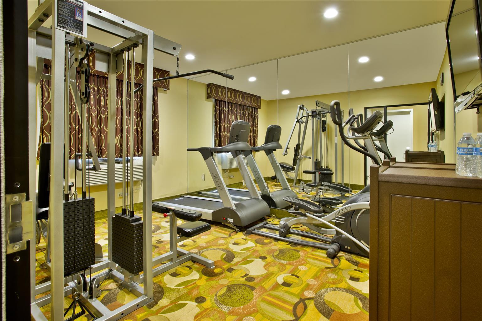 Best Western Plus Arena Hotel New York Ngoại thất bức ảnh