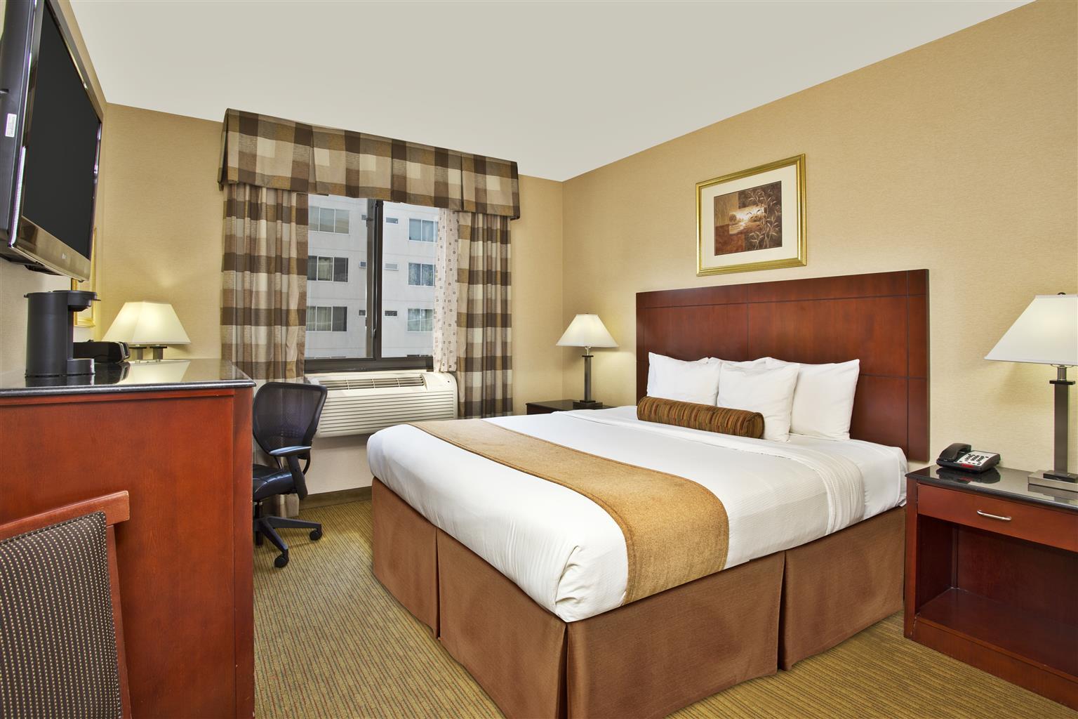 Best Western Plus Arena Hotel New York Ngoại thất bức ảnh